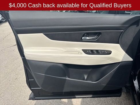 New 2026 Nissan Murano SV image 11