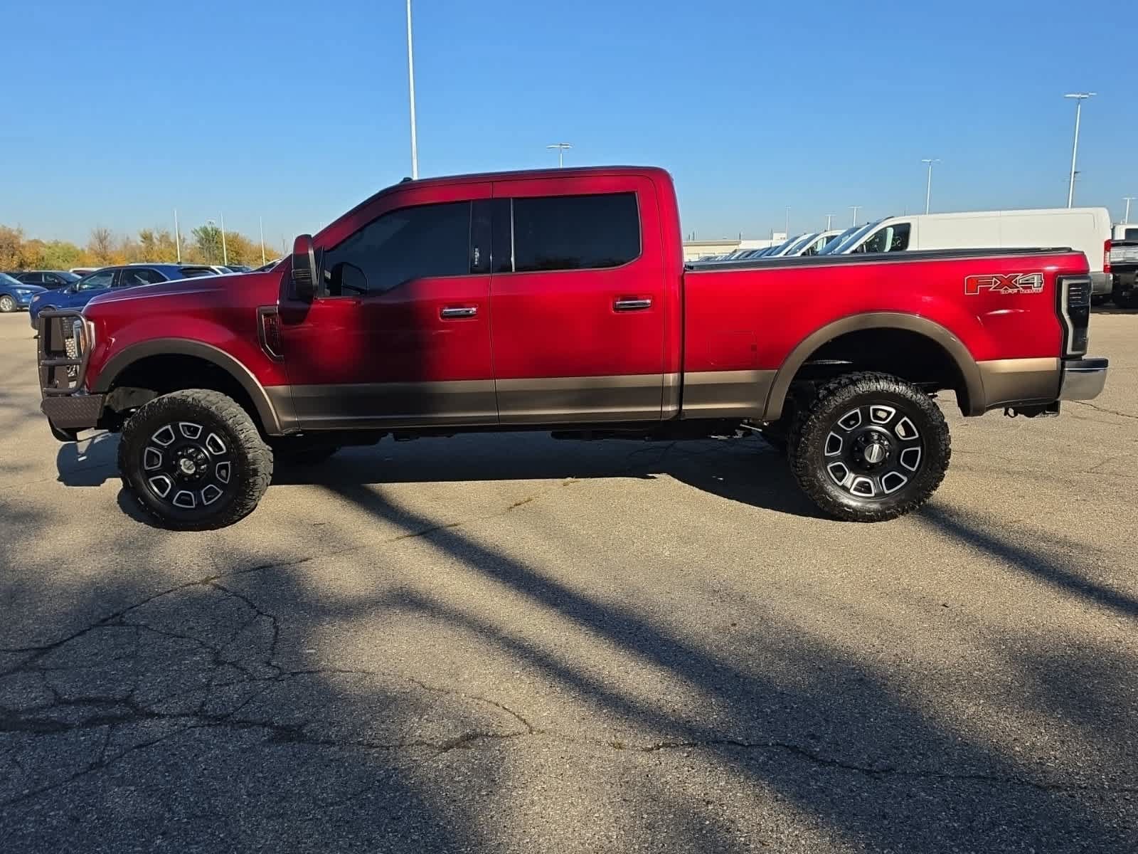 Used 2017 Ford F250 Lariat w/ Lariat Ultimate Package AWD/4WD image 12
