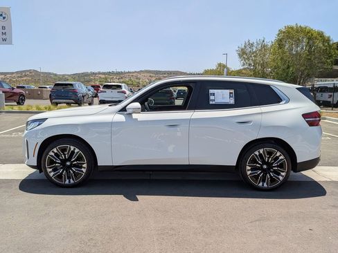 Certified 2025 BMW X3 xDrive30 w/ M Sport Package AWD/4WD image 5