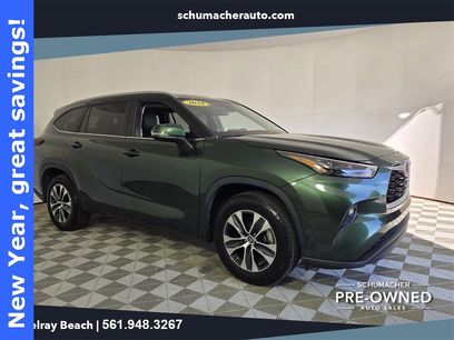 Used 2024 Toyota Highlander LE