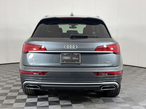 Used 2025 Audi Q5 e Premium Plus AWD/4WD image 10