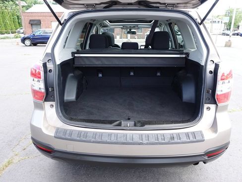Used 2015 Subaru Forester 2.5i Premium w/ All-Weather Package AWD/4WD image 22