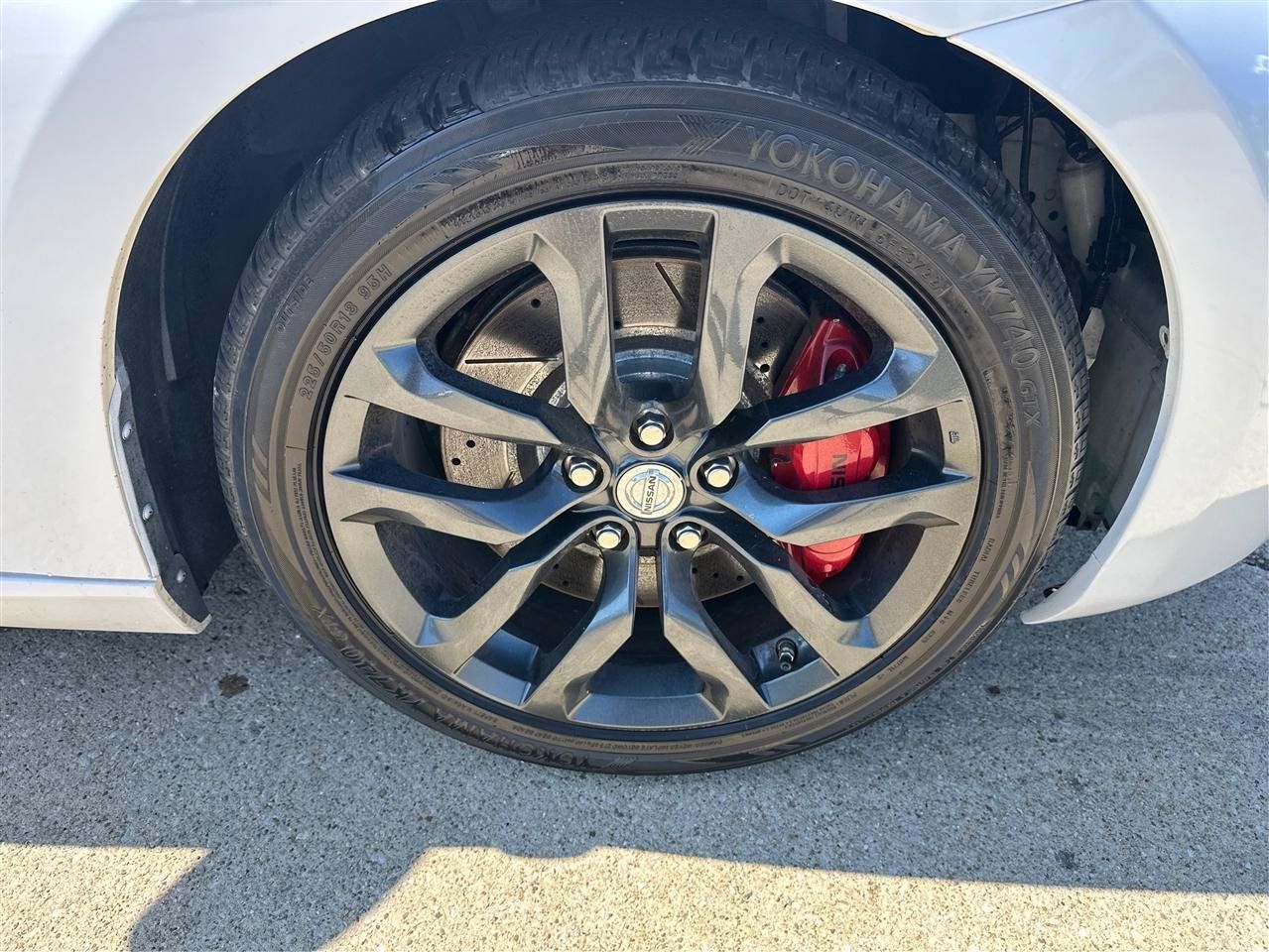 Used 2014 Nissan 370Z Touring w/ Sport Package RWD image 23