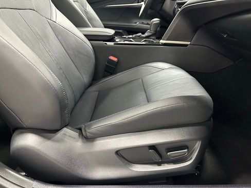 Used 2025 Toyota Camry XSE image 62