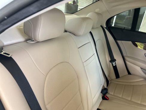 Used 2018 Mercedes-Benz C 300 4MATIC Sedan image 27
