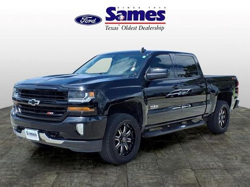 Used 2018 Chevrolet Silverado 1500 LT w/ Texas Edition AWD/4WD image 7