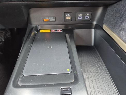 Used 2026 Toyota Camry LE image 29