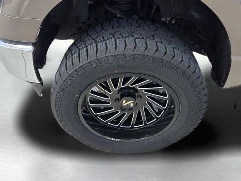 Used 2023 Ford F150 XLT AWD/4WD image 9