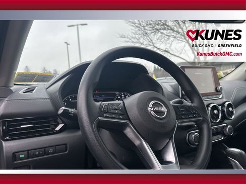 Used 2024 Nissan Sentra SV image 16