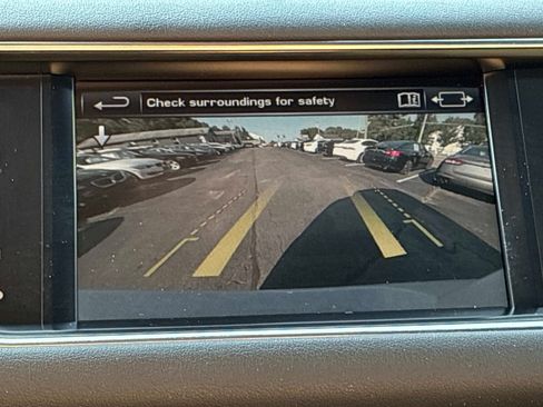 Used 2016 Land Rover Range Rover Sport Supercharged AWD/4WD image 42