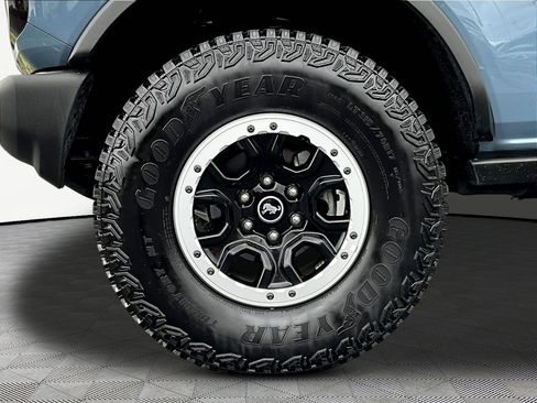 Used 2024 Ford Bronco Outer Banks w/ Sasquatch Package AWD/4WD image 34