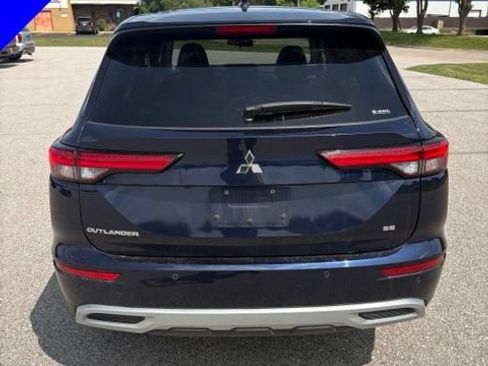 Used 2024 Mitsubishi Outlander SE AWD/4WD image 4