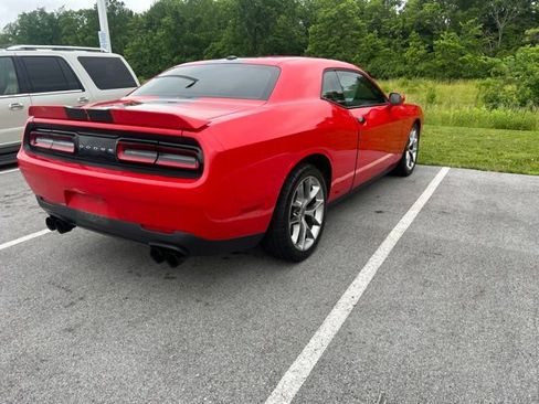 Used 2022 Dodge Challenger GT RWD image 11