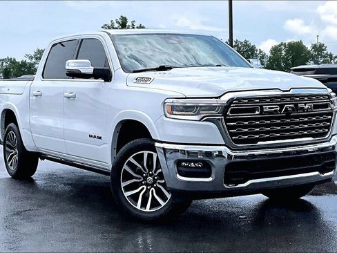 Used 2025 RAM 1500 Limited AWD/4WD image 37
