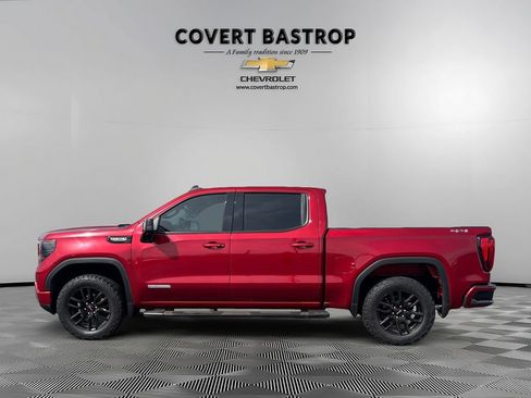 Used 2022 GMC Sierra 1500 Elevation w/ Preferred Package image 3