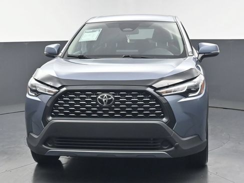 Used 2023 Toyota Corolla Cross LE AWD/4WD image 46
