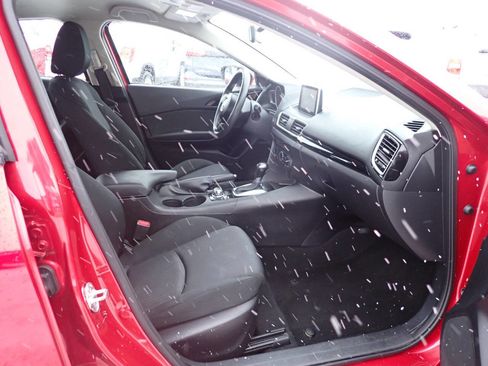 Used 2015 MAZDA MAZDA3 i Sport image 9