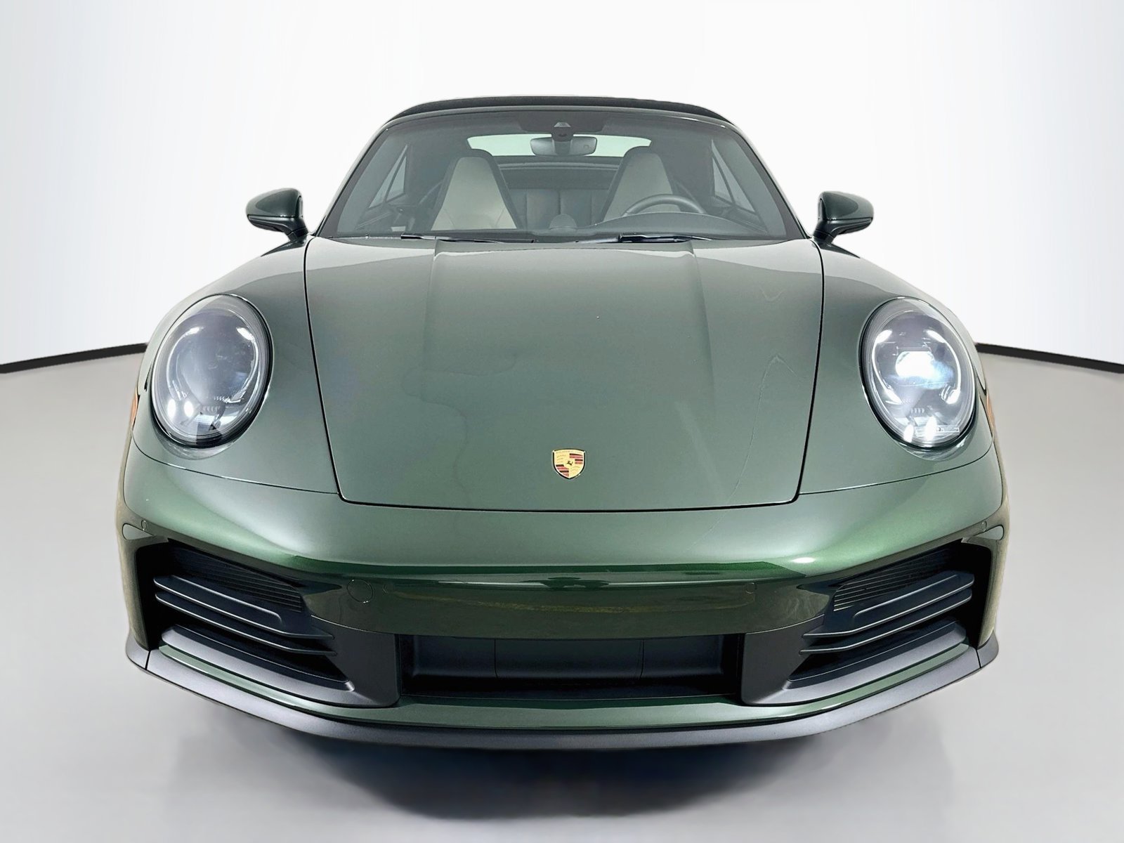 Used 2026 Porsche 911 Carrera 4S AWD/4WD image 2