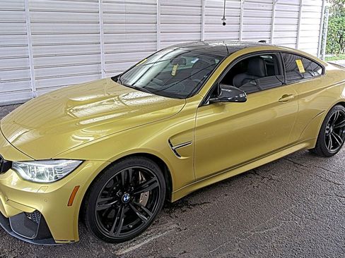 Used 2015 BMW M4 Coupe RWD image 1