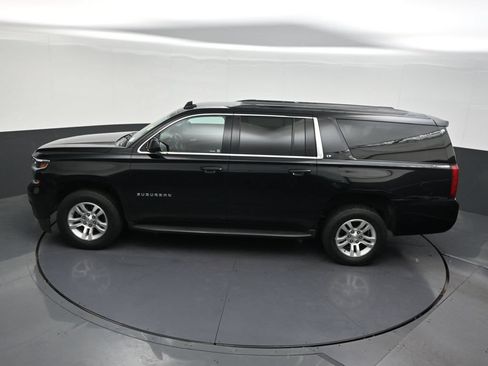 Used 2018 Chevrolet Suburban LT RWD image 17
