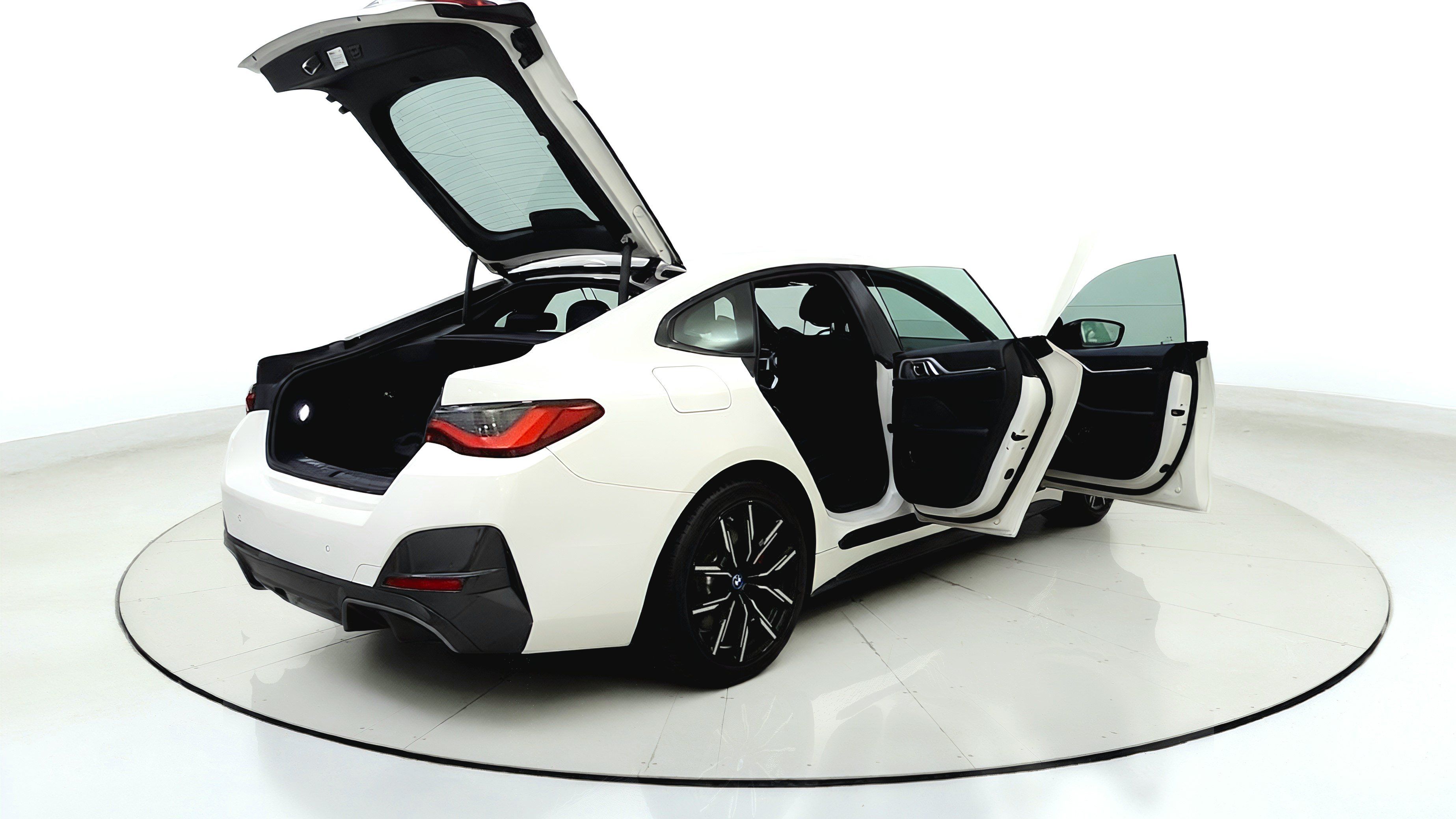 Used 2023 BMW i4 eDrive40 w/ M Sport Package RWD image 14