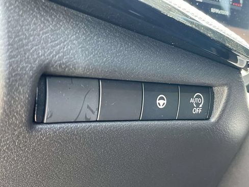 New 2026 Nissan Kicks SR FWD image 20