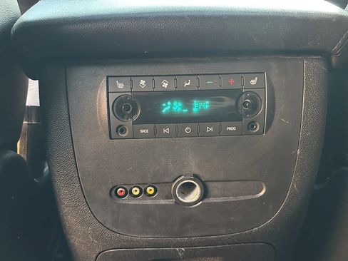 Used 2012 Chevrolet Tahoe LTZ image 29