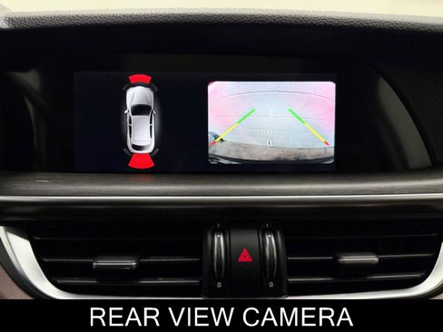 Used 2018 Alfa Romeo Stelvio Ti image 27