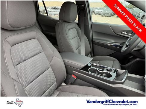 New 2027 Chevrolet Equinox LT FWD image 24