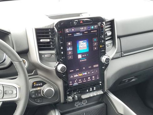 New 2026 RAM 1500 4x4 Crew Cab image 16