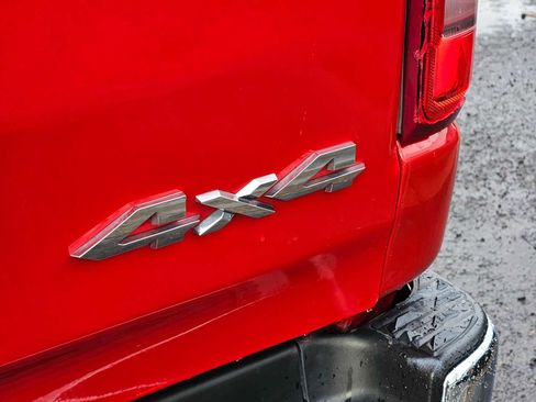 Used 2023 RAM 1500 Laramie image 16