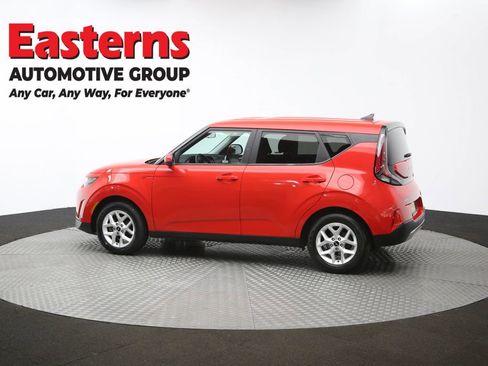 Used 2023 Kia Soul LX w/ Option Group 015 FWD image 61