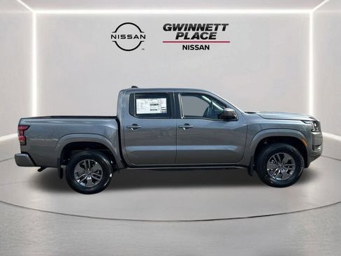 New 2026 Nissan Frontier SV image 4