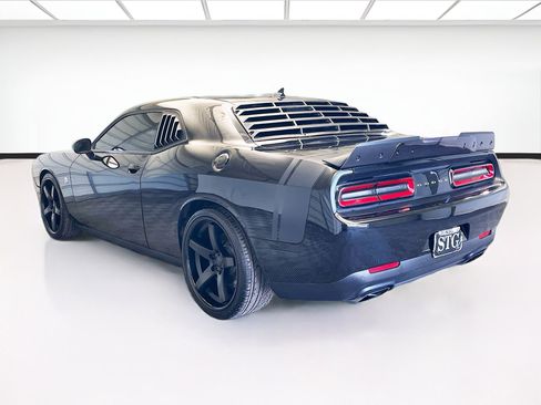 Used 2018 Dodge Challenger R/T Scat Pack image 6