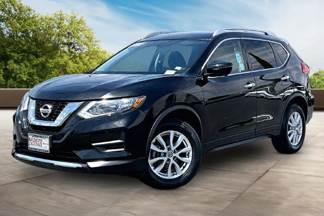 Certified 2017 Nissan Rogue SV w/ SV Premium Package AWD/4WD image 3