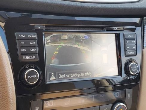 Used 2014 Nissan Rogue SL w/ SL Premium Package image 31