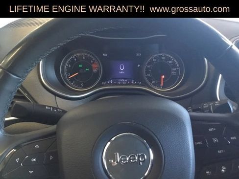 Used 2023 Jeep Cherokee Altitude Lux AWD/4WD image 11