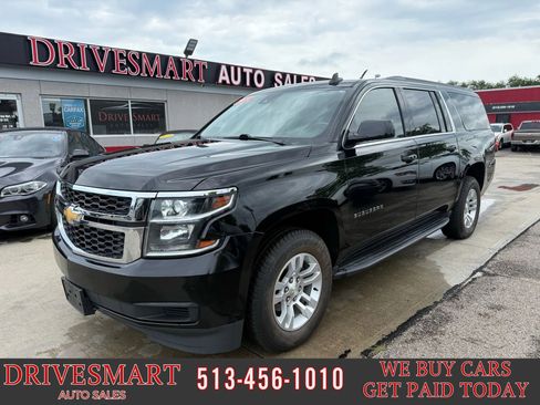 Used 2019 Chevrolet Suburban LT image 1