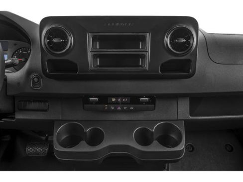 Used 2021 Mercedes-Benz Sprinter 2500 image 11