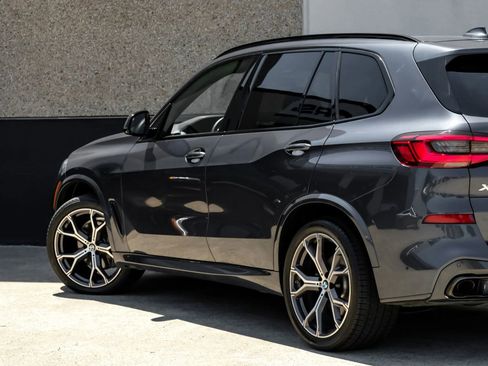 Used 2020 BMW X5 xDrive40i w/ M Sport Package AWD/4WD image 13