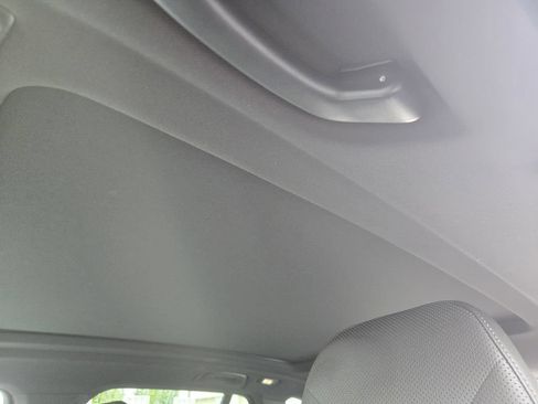 Used 2025 BMW X5 xDrive40i w/ M Sport Package AWD/4WD image 25