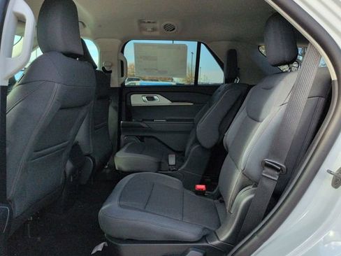 New 2026 Ford Explorer Active image 13