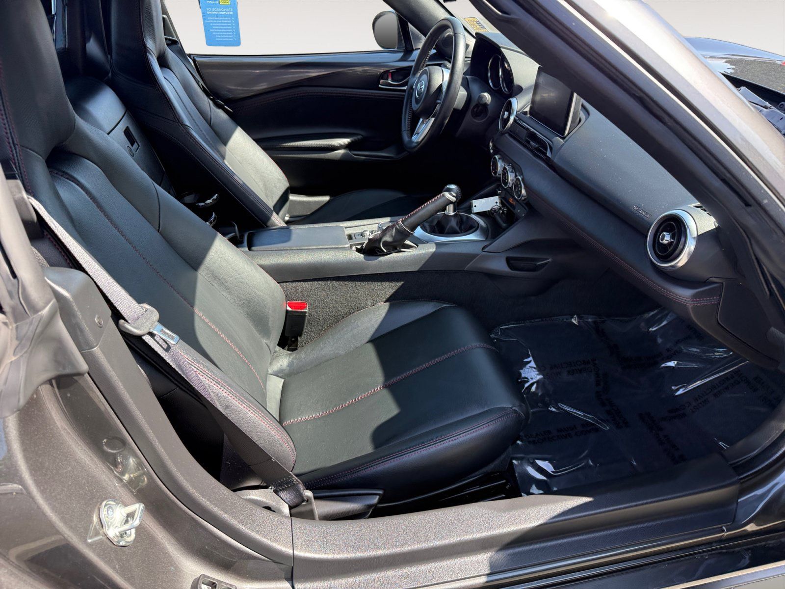 Used 2017 MAZDA MX-5 Miata RF Grand Touring RWD image 19