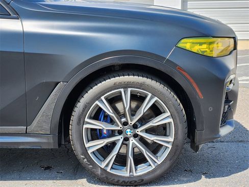 Used 2021 BMW X7 xDrive40i w/ M Sport Package image 9
