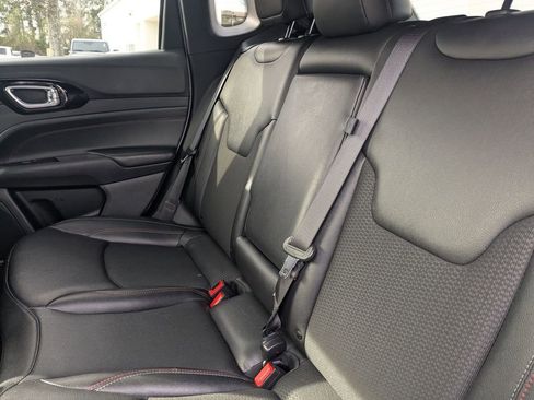 Used 2024 Jeep Compass Trailhawk image 27