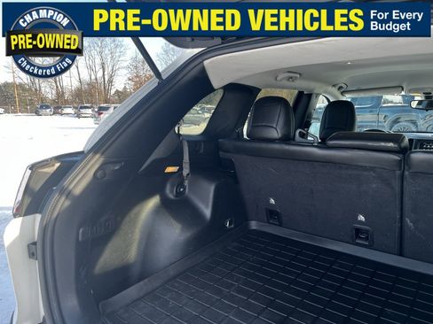 Used 2020 Jeep Cherokee Latitude Lux w/ Quick Order Package 26H Lux image 9