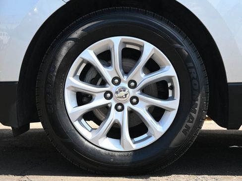 Used 2020 Chevrolet Equinox LS FWD image 7