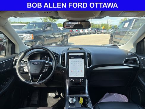 Used 2023 Ford Edge SEL w/ Convenience Package AWD/4WD image 12