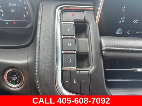 Used 2022 Chevrolet Tahoe LT w/ Luxury Package RWD image 19