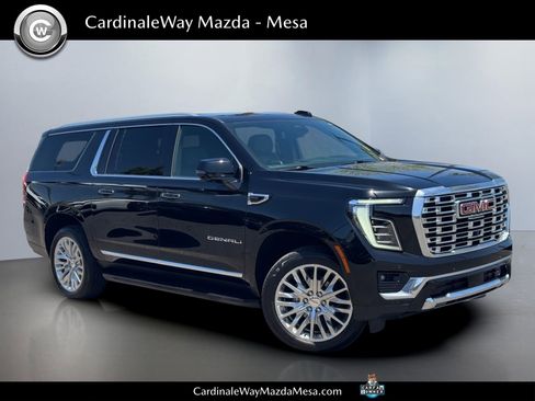 Used 2025 GMC Yukon XL Denali AWD/4WD image 1